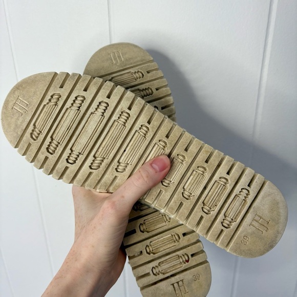 ILSE JACOBSEN Tulip 139 Slip-on Shoe in Platin Perforated Minimalist Silver 9 - Picture 6 of 7